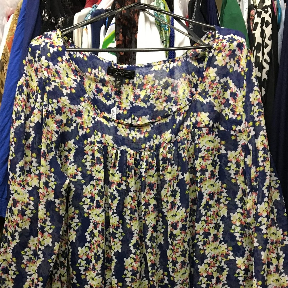 Plus Size Floral Print Sheet Peasant Blouse